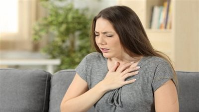 تعرفي على أهم أسباب ضيق التنفس وخفقان القلب عند النوم