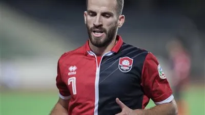 المنتخبين الجزائري والمقدوني يستدعيا نجمي الرائد السعودي