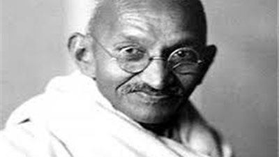 حكايات اليوم.. تجربة أول تلفاز في العالم.. وميلاد 