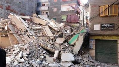 سرعة الأمن تنقذ أرواح السكان.. التفاصيل الكاملة لانهيار عقار في شارع الأزهر