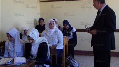 وكيل تعليم دمياط لطلاب المدارس: لا مكان للدروس الخصوصية 