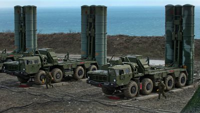 روسيا والهند توقعان عقد توريد منظومة 