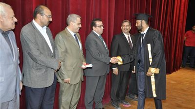 تخريج دفعة 2018 لكلية الهندسة بجامعة قناة السويس 