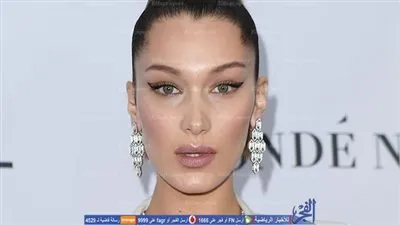 بيلا حديد تفاجئ المعجبين بمظهرها الجديد (صورة)