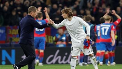 لوكا مودريتش يعترف بتوتر غرفة خلع ملابس ريال مدريد