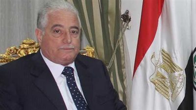 محافظ جنوب سيناء يضع إكليلا من الزهور على النصب التذكاري احتفالا بانتصارات أكتوبر