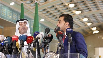 الحلبوسي يعقد مؤتمرًا صحفيًا بجامعة الدول العربية للحديث عن الأوضاع الراهنة بالعراق
