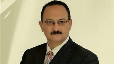 هشام عبد الواحد رئيسًا للجنة النقل بالبرلمان بالتزكية 