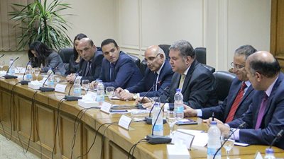 وزير قطاع الأعمال يكشف تفاصيل لقائه مع الشركات الألمانية والإيطالية اليوم