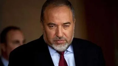 وزير الجيش الإسرائيلي يهدد قادة حماس قبيل مسيرات الجمعة