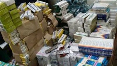 أبرز الأحداث × أسبوع.. انهيار عقار شارع الأزهر.. وإحباط تهريب 3.5 مليون قرص عقاقير طبية مجهولة  