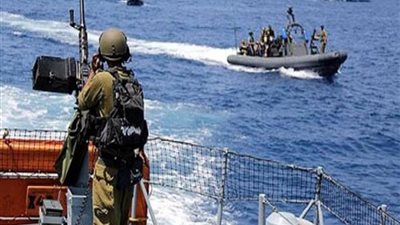 البحرية الاسرائيلية تعتقل صيادين فلسطينيين قبالة سواحل غزة