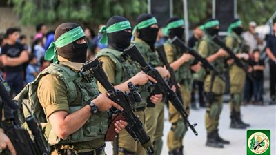 استشهاد أحد عناصر القسام متأثرًا بجراحه وسط قطاع غزة