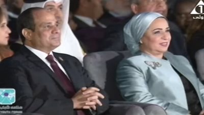 السيسي وقرينته يستقبلان ميلانيا ترامب