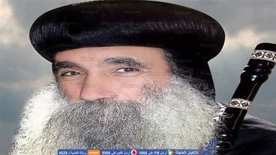 أقباط نجع حمادي يحتفلون بعيد ميلاد الأنبا كيرلس 