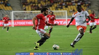 أجيري يعقد جلسة علاج محمد صلاح في معسكر سوازيلاند