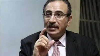 أستاذ علوم سياسية يطالب السعودية بمراجعة علاقتها مع أمريكا بعد تهديدات ترامب