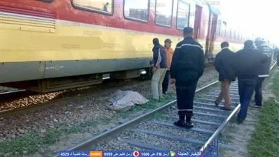 عاجل.. لحظة مصرع طالب أسفل عجلات قطار الصعيد ببني سويف (فيديو)