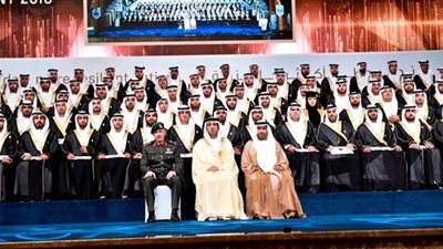 منصور بن زايد يشهد تخريج الدفعة الأولى من 