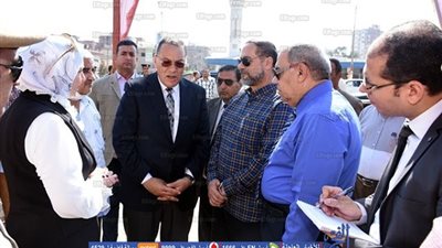 محافظ الشرقية يتفقد أرض مشروع إنشاء مول تجاري ترفيهي بفاقوس 