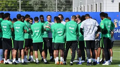 المنتخب السعودي يواصل تدريباته الجماعية استعدادًا للبطولة الرباعية الودية