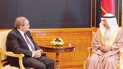 رئيس الوزراء البحريني: نتطلع للتعاون مع روسيا في مختلف المجالات