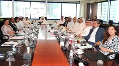 رئيس غرفة التجارة البحريني يبحث مع نظيره الفرنسي تطوير العلاقات الأقتصادية بين البلدين