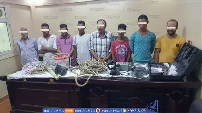 القبض على 8 أشخاص أثناء تنقيبهم على أثار خلف بطن البقرة