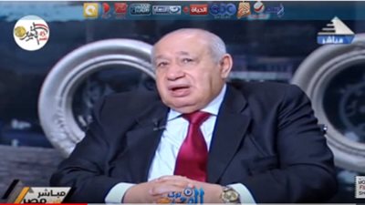  وزير تموين سابق: يوجد الكثير من البطاقات التموينية الوهمية