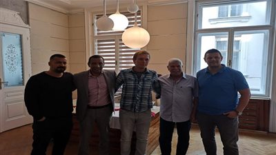 حسن شحاتة يعود للقاهرة بعد التوقيع الرسمي لمورڤيرك