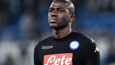 رئيس نابولي يغلق الباب أمام برشلونة في صفقة كوليبالي