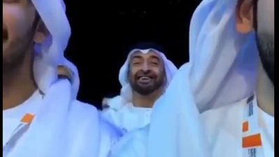 مغردون إمارتيون عن ضحكة 