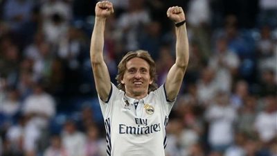 ريال مدريد يحدد بديل مودريتش