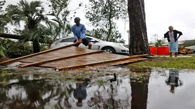 عاجل| إعصار جديد يُهدد الولايات المتحدة الأمريكية.. ويُدمر ولاية فلوريدا (صور)