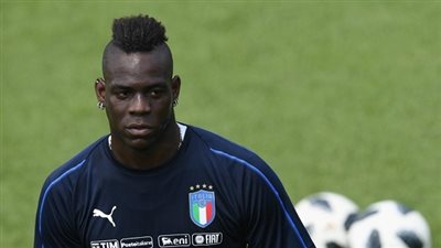 مانشيني : سأقوم باستدعاء بالوتيلي وبيلوتي في هذه الحالة