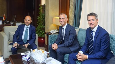 وزير الصناعة: زيادة استثمارات الشركات العالمية في السوق المصري منحتنا الثقة