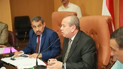 محافظ كفر الشيخ يشدد على إزالة التعديات ورفع مستوى النظافة 