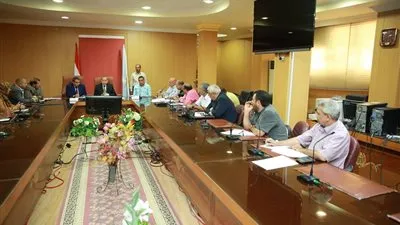 محافظ كفر الشيخ يكلف بمتابعة منافذ بيع السلع والرقابة على المخابز