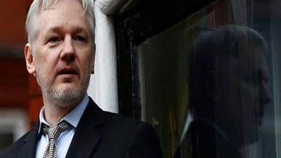 محامي أسانج يرفع دعوى ضد وزير خارجية الإكوادور