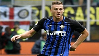 مدافع انتر ميلان: أقرأ فقط في الصحف عن اهتمام الأندية الكبيرة بي