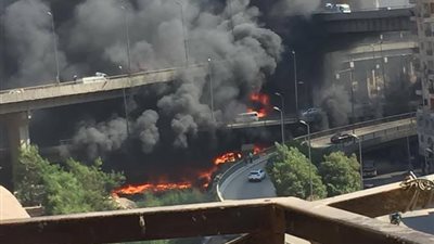 عاجل.. أول فيديو من موقع حريق مخازن إشغالات حي الهرم أسفل كوبري المريوطية 