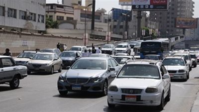 كثافات مرورية متوسطة في معظم محاور القاهرة