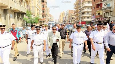 مدير أمن الإسماعيلية يقود حملة مكبرة لرفع الإشغالات (صور)