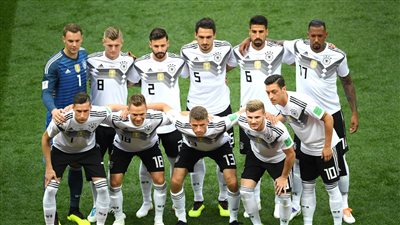 فيرنر يقوم هجوم ألمانيا أمام طواحين هولندا