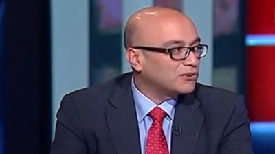 متحدث حزب التجمع يطالب بإلغاء الحكومة الحالية ومنح صلاحيتها للسيسي