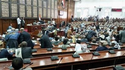 14 عضوا من البرلمان اليمني يتوجهون للرياض لحضور اجتماع للحكومة