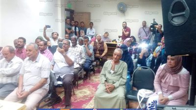 تنظيم ورش عمل وندوات فنية بقصور ثقافة أسوان (صور)