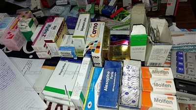 التفتيش الصيدلي بالشرقية يشمع 4 صيدليات غير مرخصة بالصالحية الجديدة (صور)‎