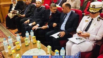 'القومي لأسر الشهداء' يشارك الاحتفال باليوم العالمي للمكفوفين (صور)