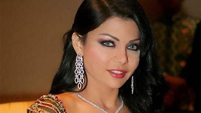 جولة مع الفنانين.. هيفاء وهبي: 